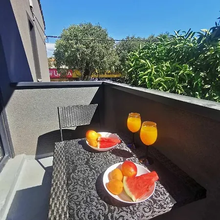 Oasis In The Near Amfiteatar,free Parking And Free Wi-fi *